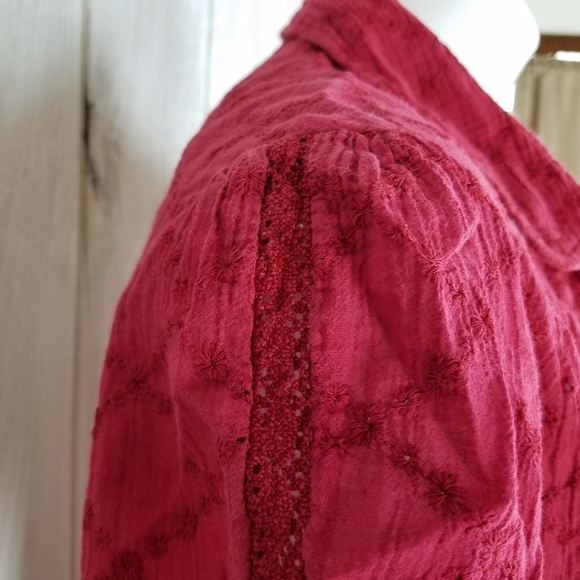 Y2K Roxy Red Eyelet Embroidery Cotton Blouse Size Large Juniors - Picture 6 of 10